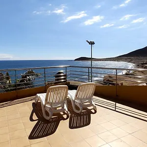 https://duplex-playa-medano.in-canary-islands.com